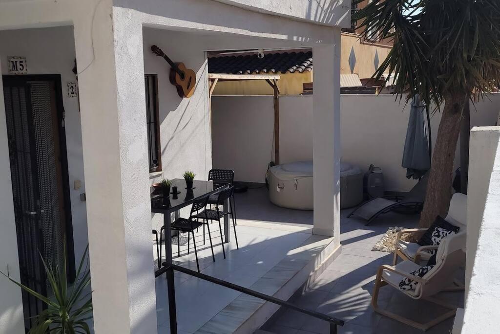 2 Bedroom House In Cabo Roig 오리후엘라 외부 사진
